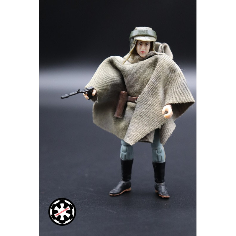 Princess Leia Organa (In Combat Poncho) Star Wars The Saga